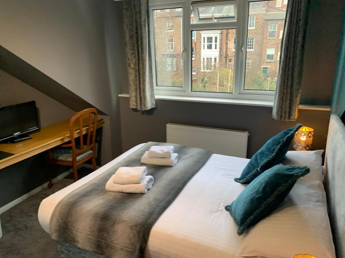 York Guest House Bagian luar foto