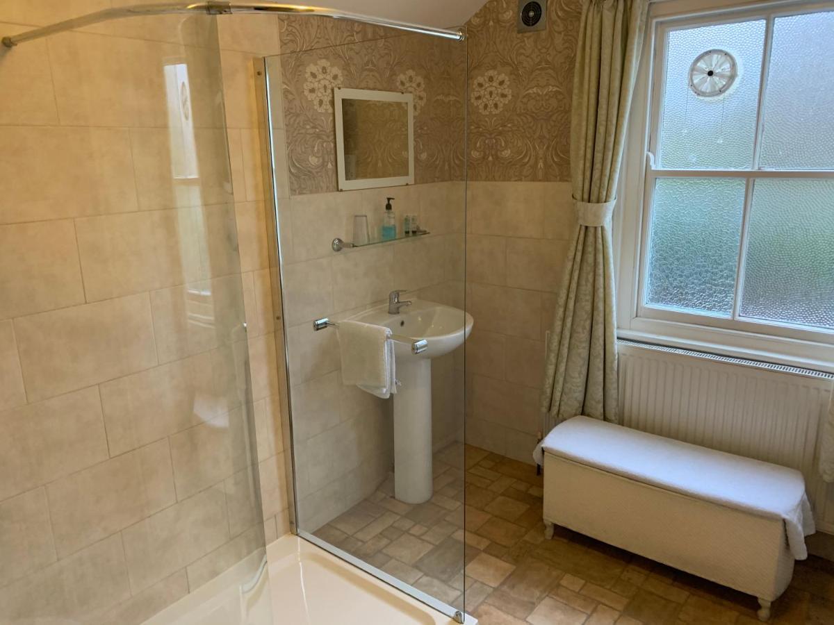 York Guest House Bagian luar foto